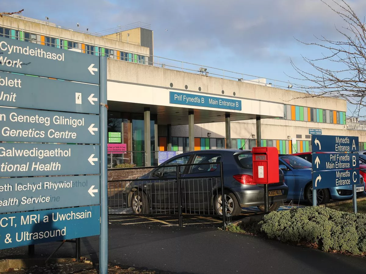 Health board denies 'cancelling Christmas' after 'rota review' sparks anger