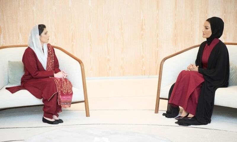 First Lady meets Sheikha Moza at Qatar Foundation