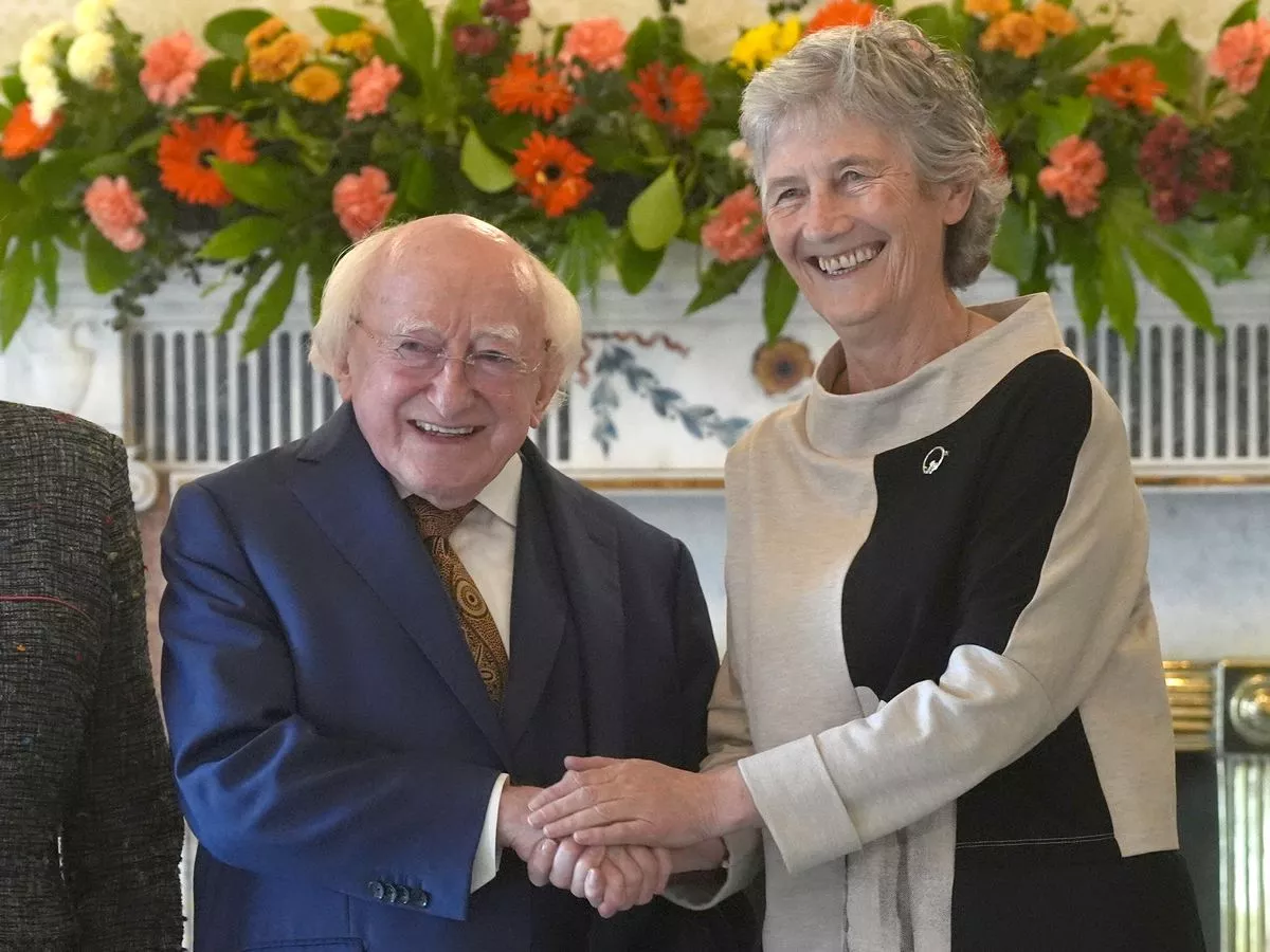 President-elect Catherine Connolly welcomed into Aras by Michael D Higgins