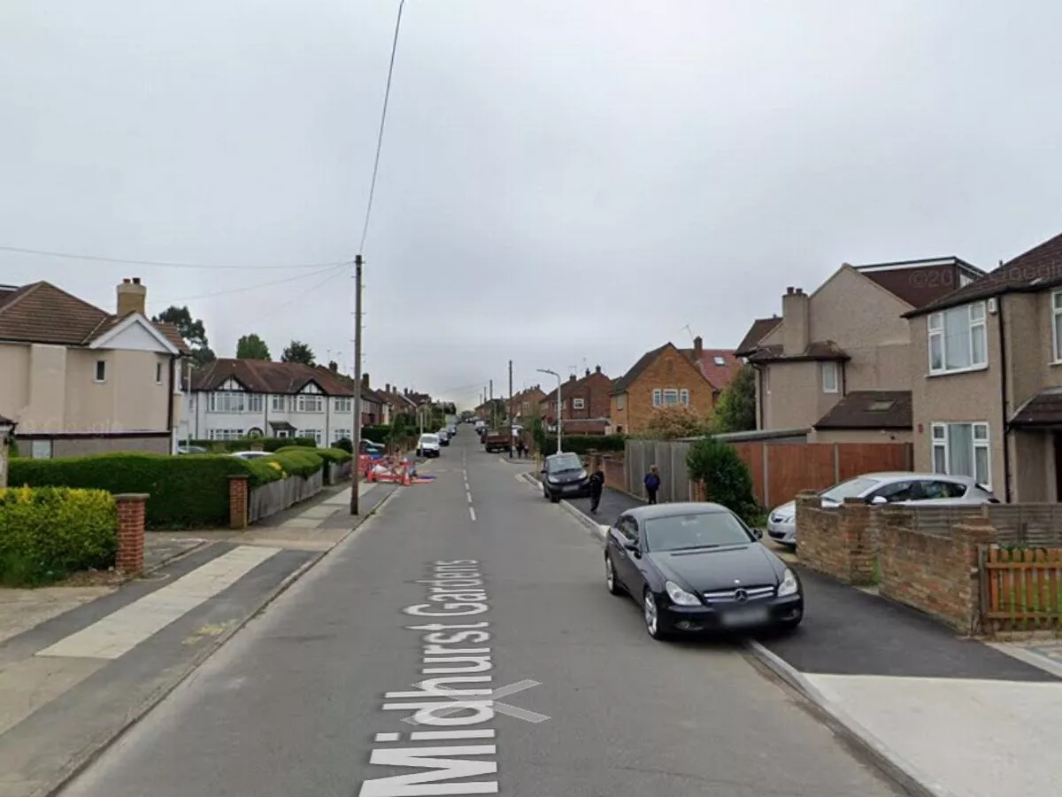 Uxbridge triple stabbing leaves one man dead and two injured as murder probe launched