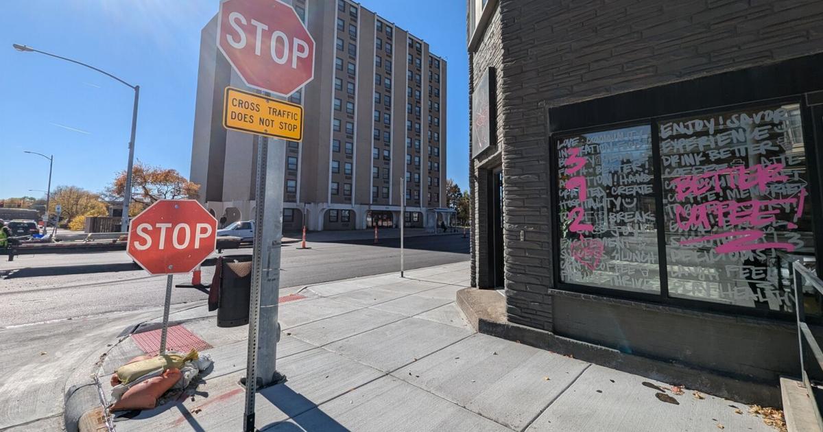 Businesses get ready for Davenport one-way to two-way change