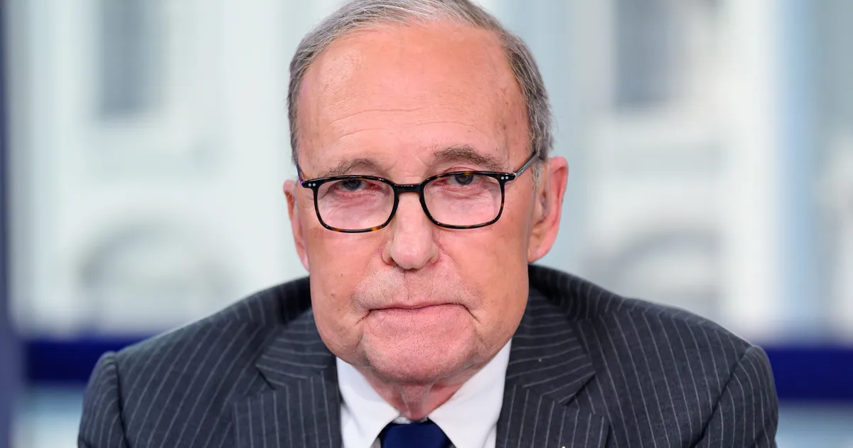 Fox Host Has Confused On-Air Reaction To Bad Trump Polls