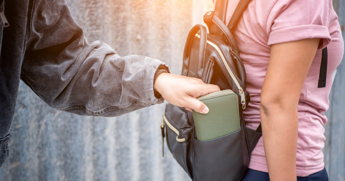 Travelers Told to Avoid 6 Countries Where Pickpocketing Is Increasing
