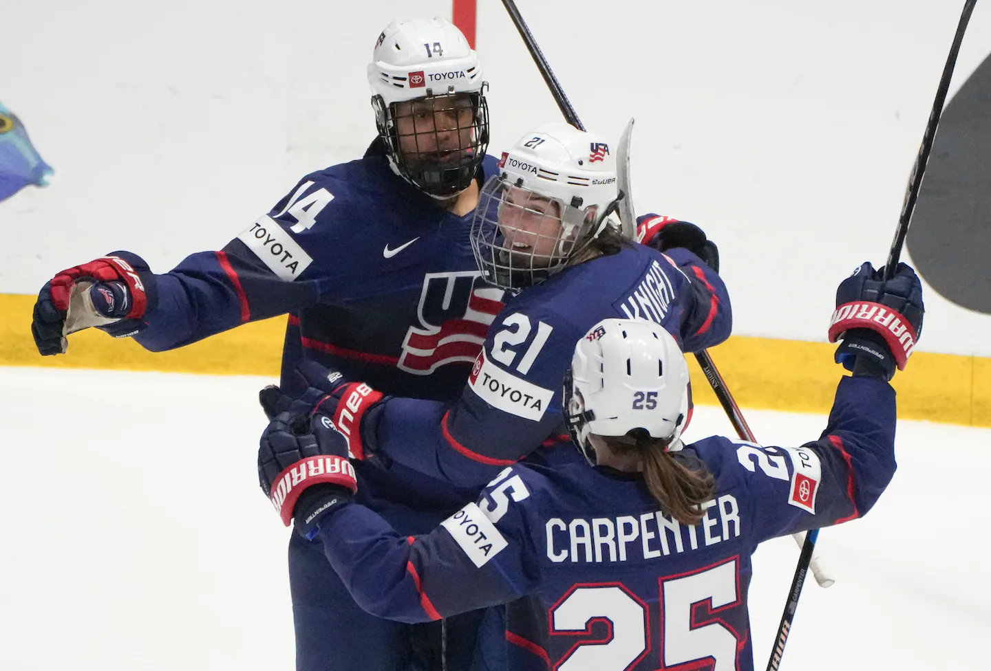 US women's hockey set to face Canada in Rivalry Series