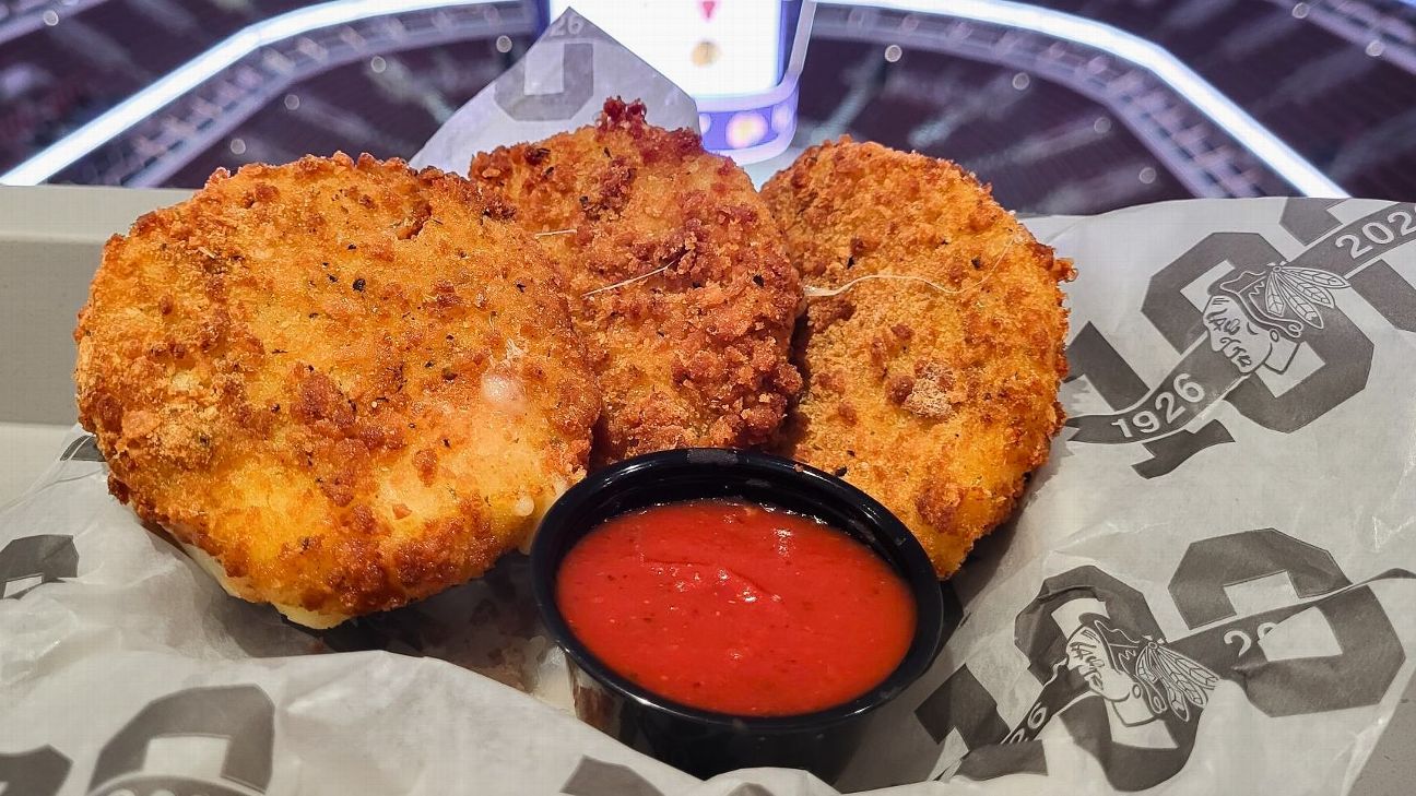 United Center's mozzarella pucks lead latest NHL, NBA arena food