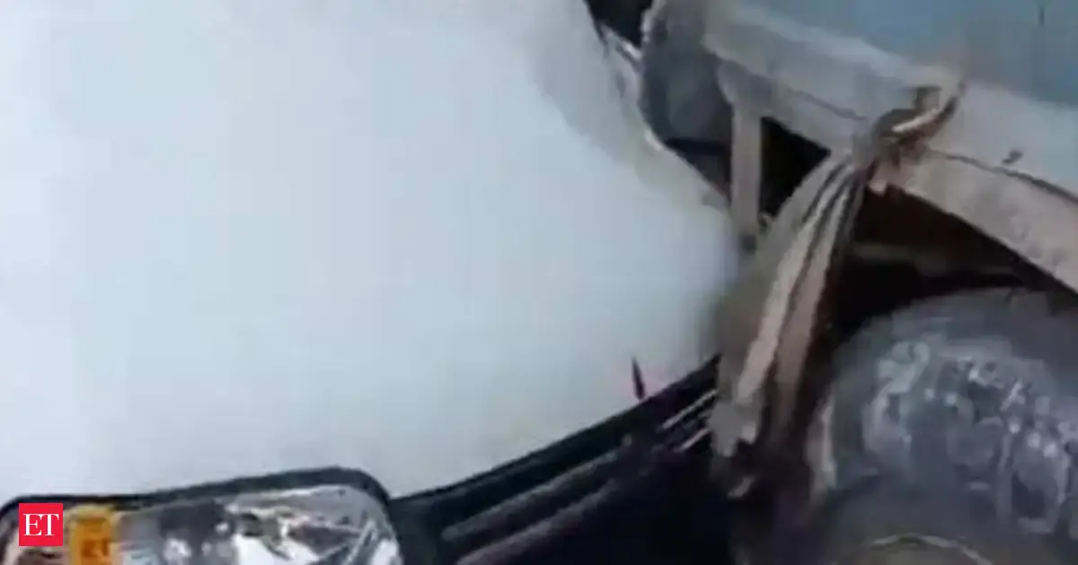 Rajasthan: 12 dead as dumper truck ploughs into several vehicles in Jaipur