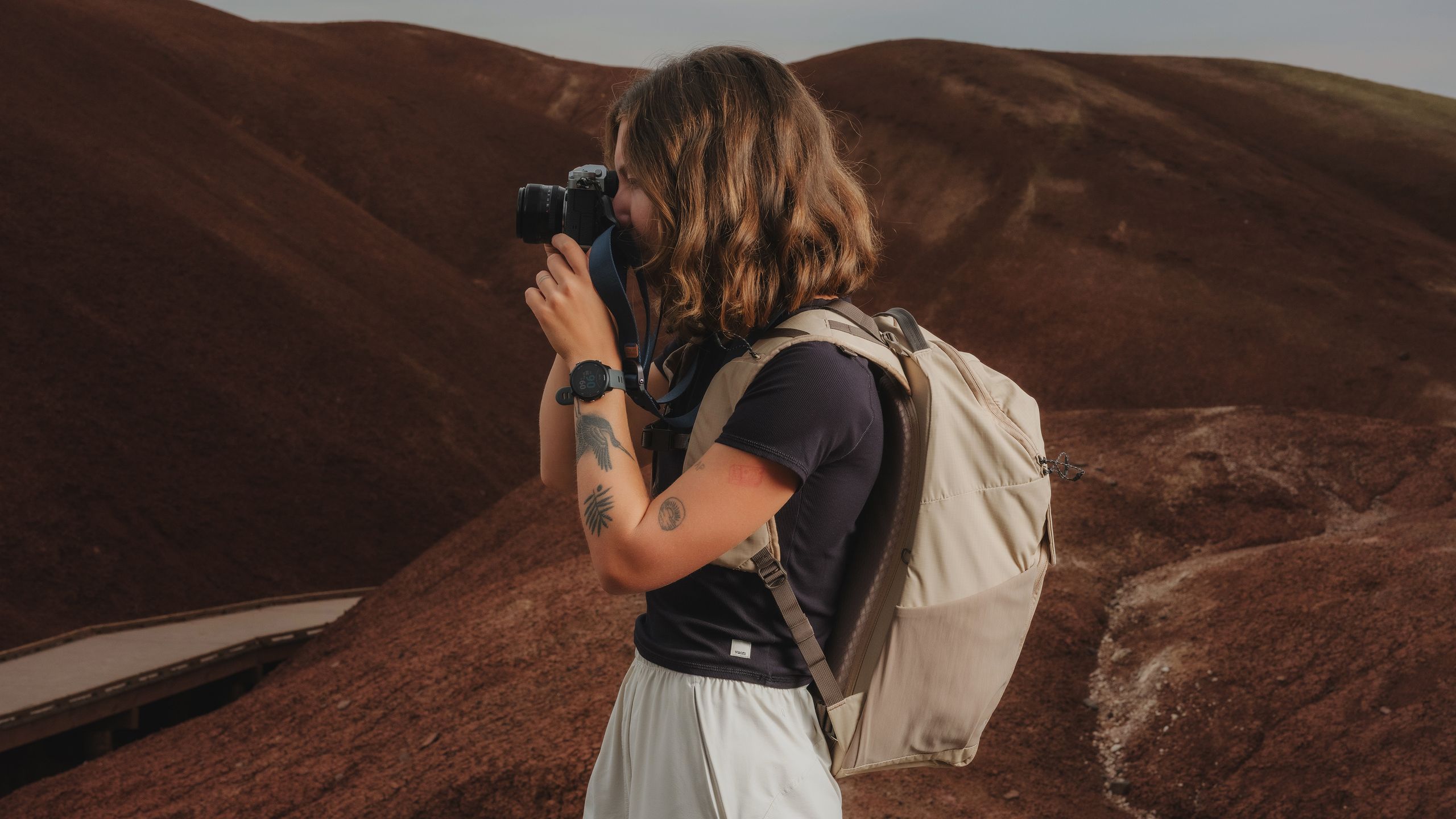 These new minimalist camera bags are inspired by compact cameras and running gear for lightweight carry