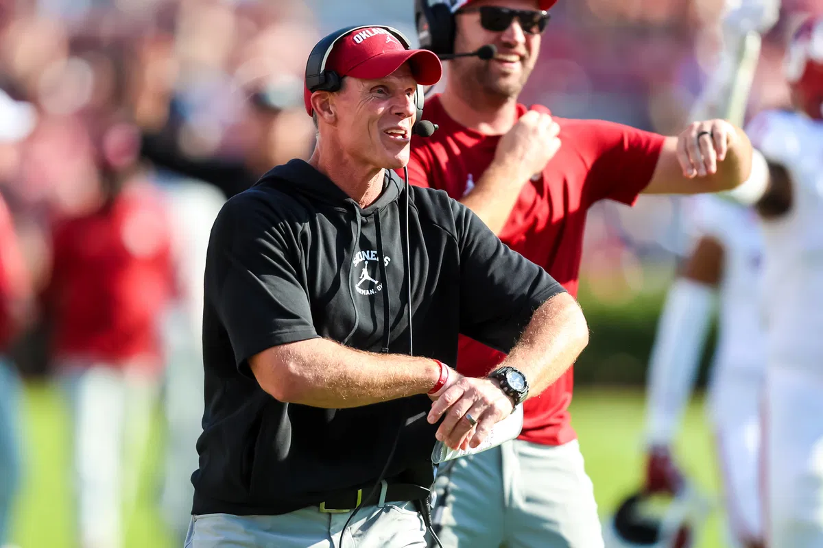 Angry National Reporter Rants on Brent Venables and Oklahoma's Chances to Make Playoffs