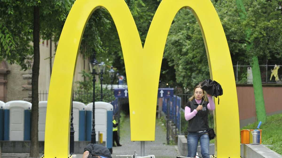Promotions lift McDonald's sales in tricky consumer market