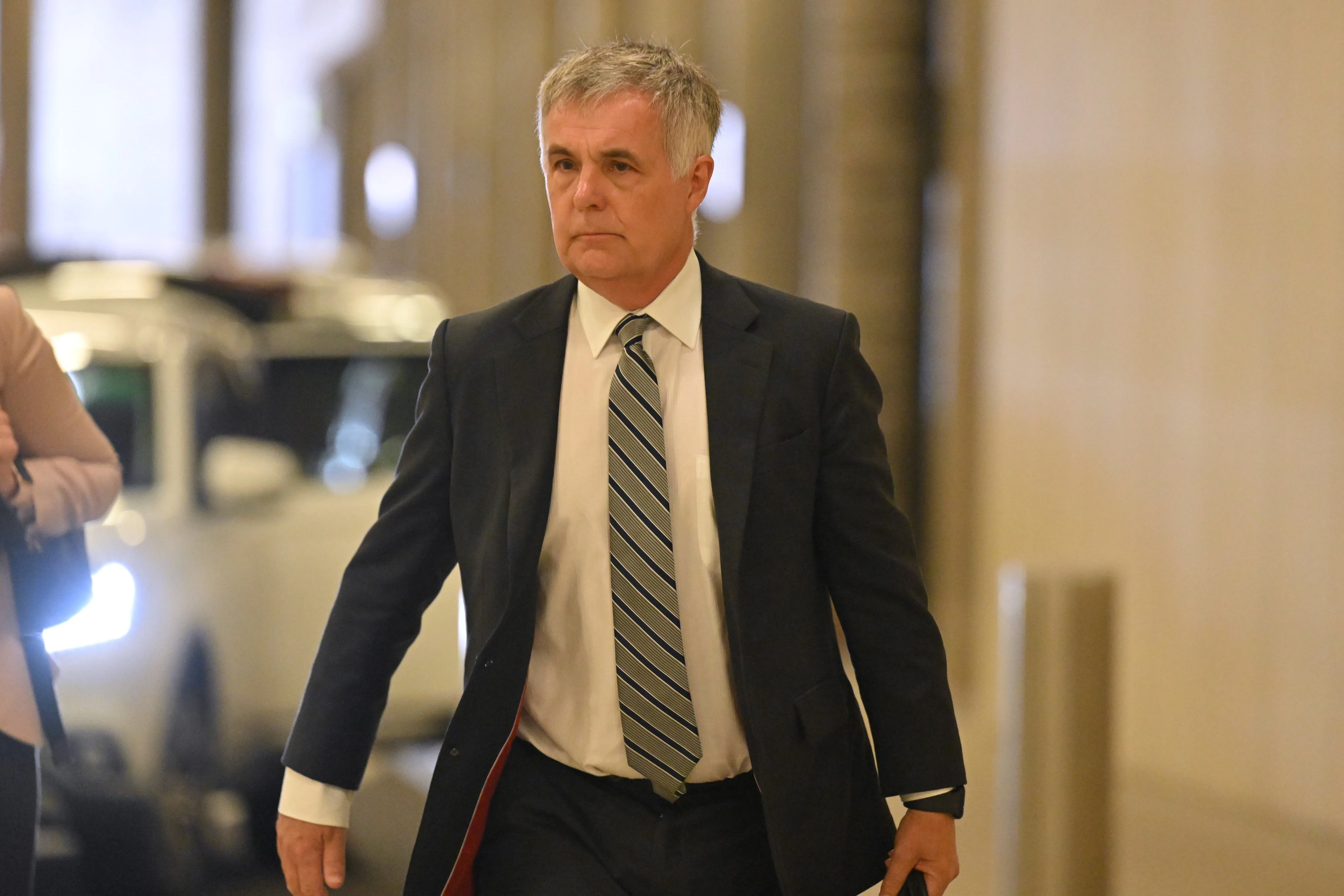 CEO of Singapore-owned Optus refuses to resign after deadly Australian outage