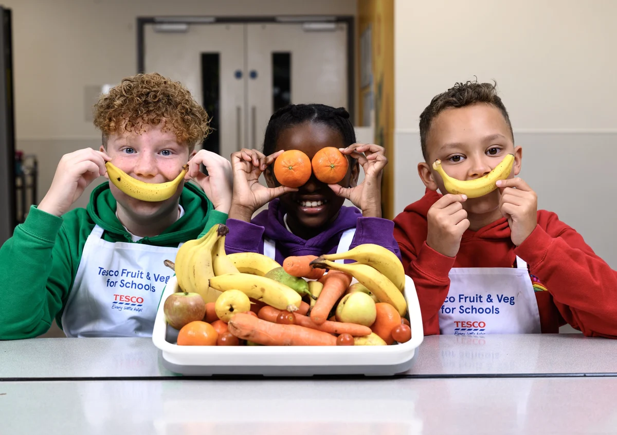 Kids behave better at school with free fruit and veg, study finds
