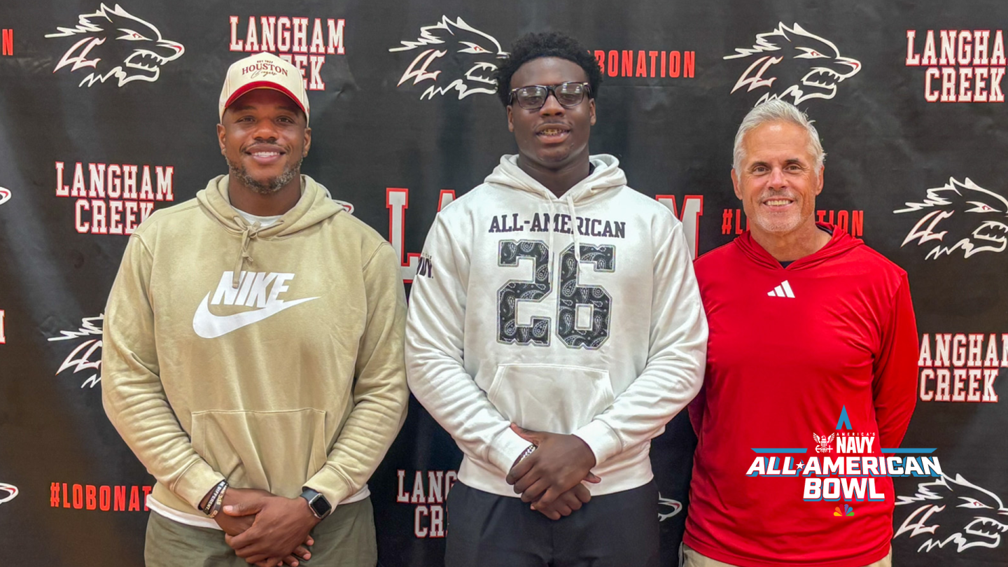 Defensive Lineman Ezekiel Ayangbile Honored as a 2026 Navy All-American