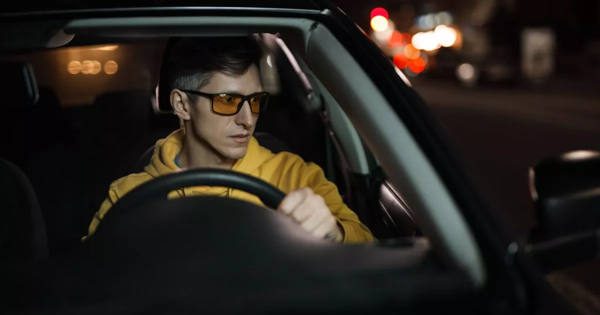 Drivers struggling with 'blinding' headlights at night say £9 glasses 'really help'