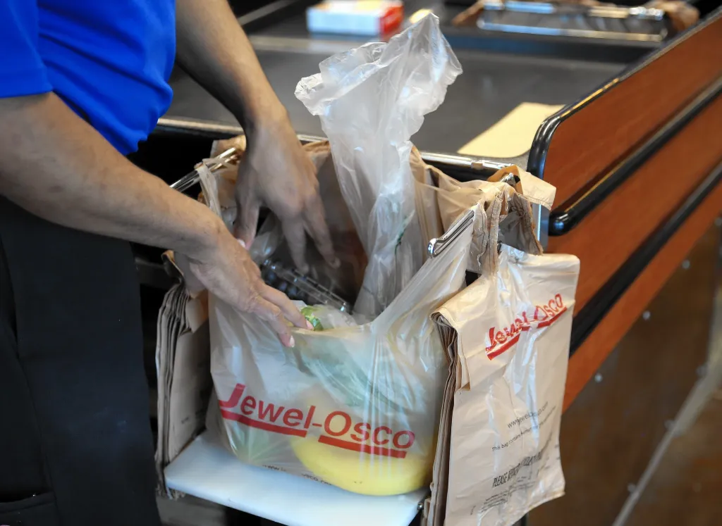 Park Ridge considering plastic grocery bag ban