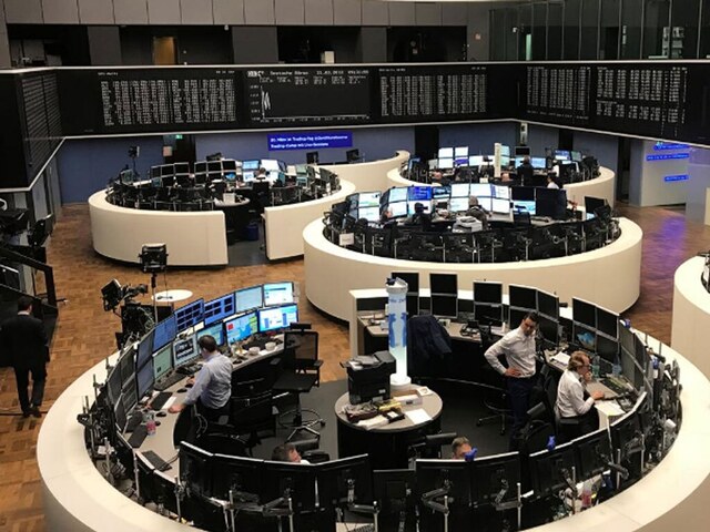 European shares close higher with earnings in spotlight