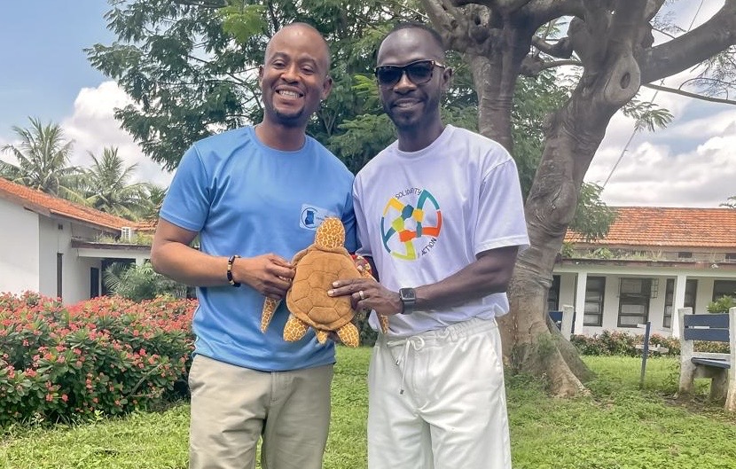 Okyeame Kwame, WHRO Ghana team up for Abia Beach cleanup on Saturday