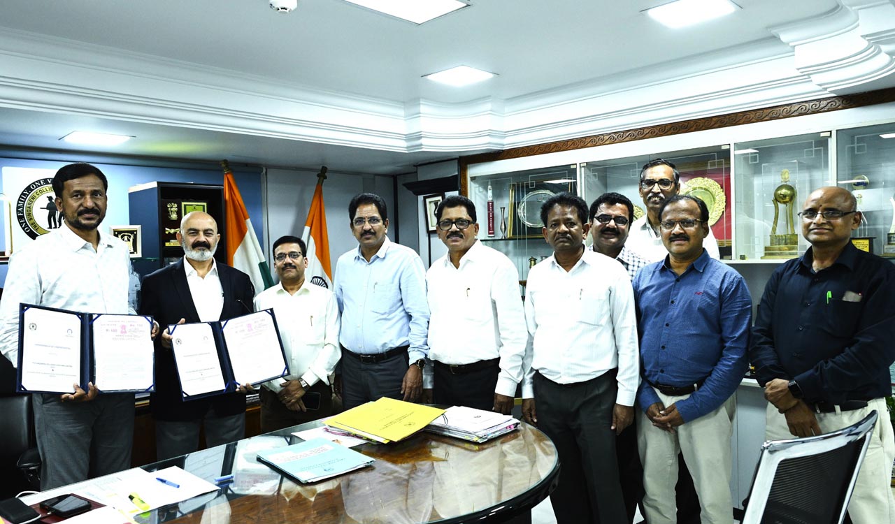 Singareni Collieries signs MoU with JNARDDC for research on critical minerals