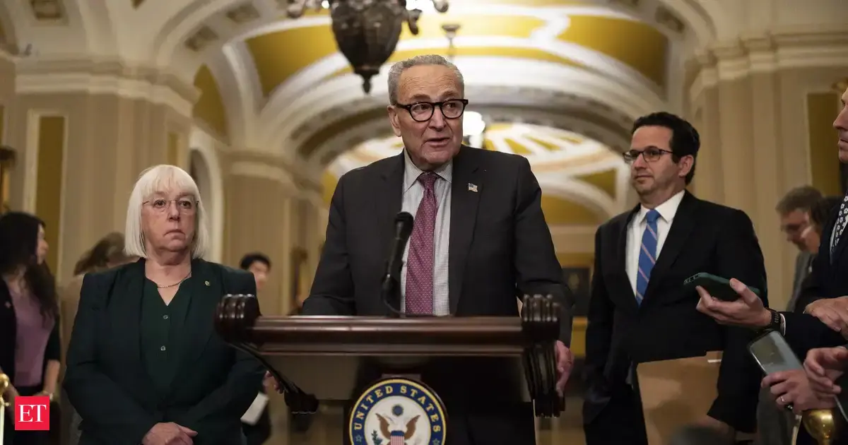 On eve of record shutdown, Trump administration threatens pain could worsen