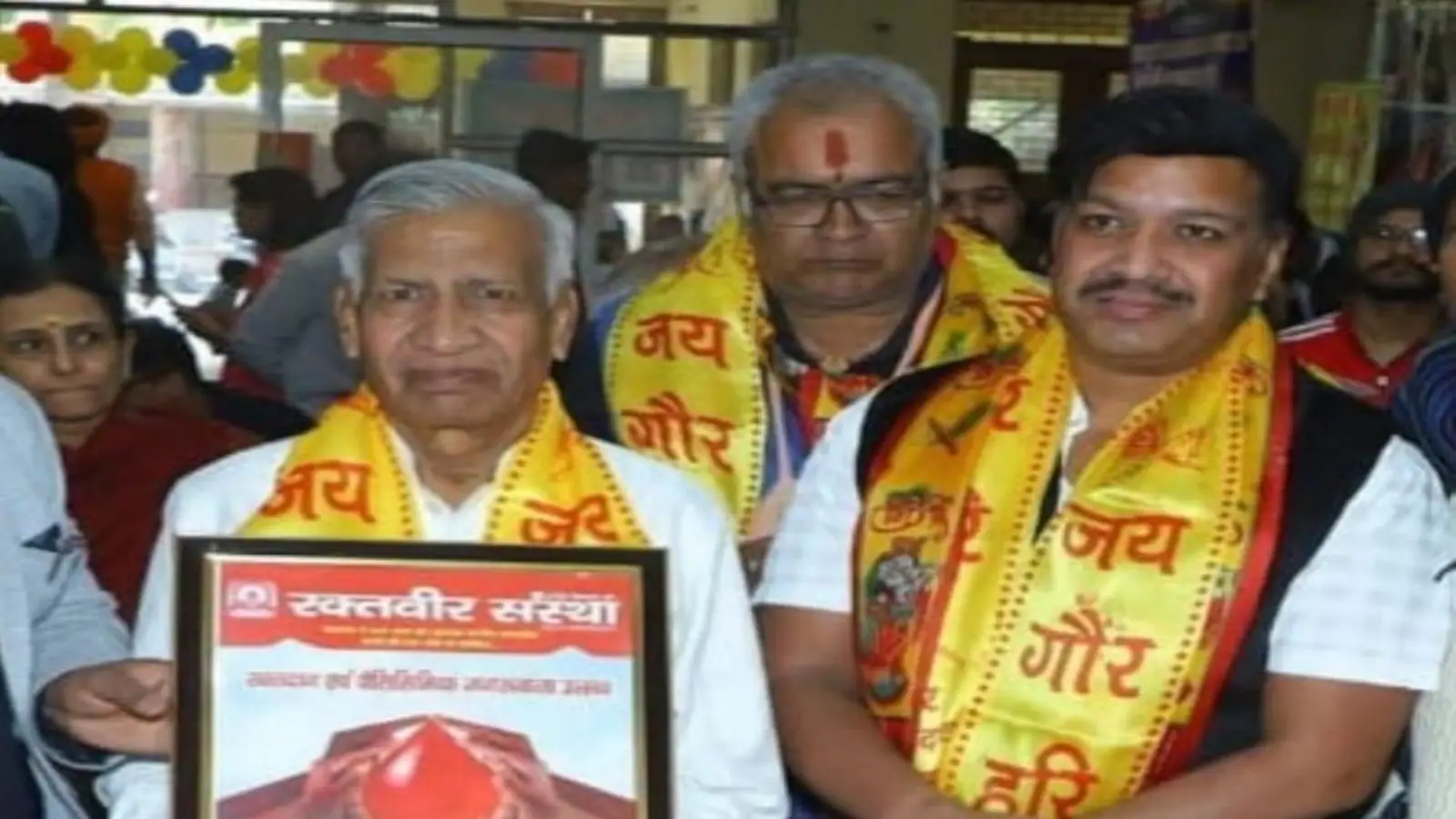 Son Kills Dinesh 555 Beedi Tycoon In Drunken Rage, Then Takes His Own Life In UP