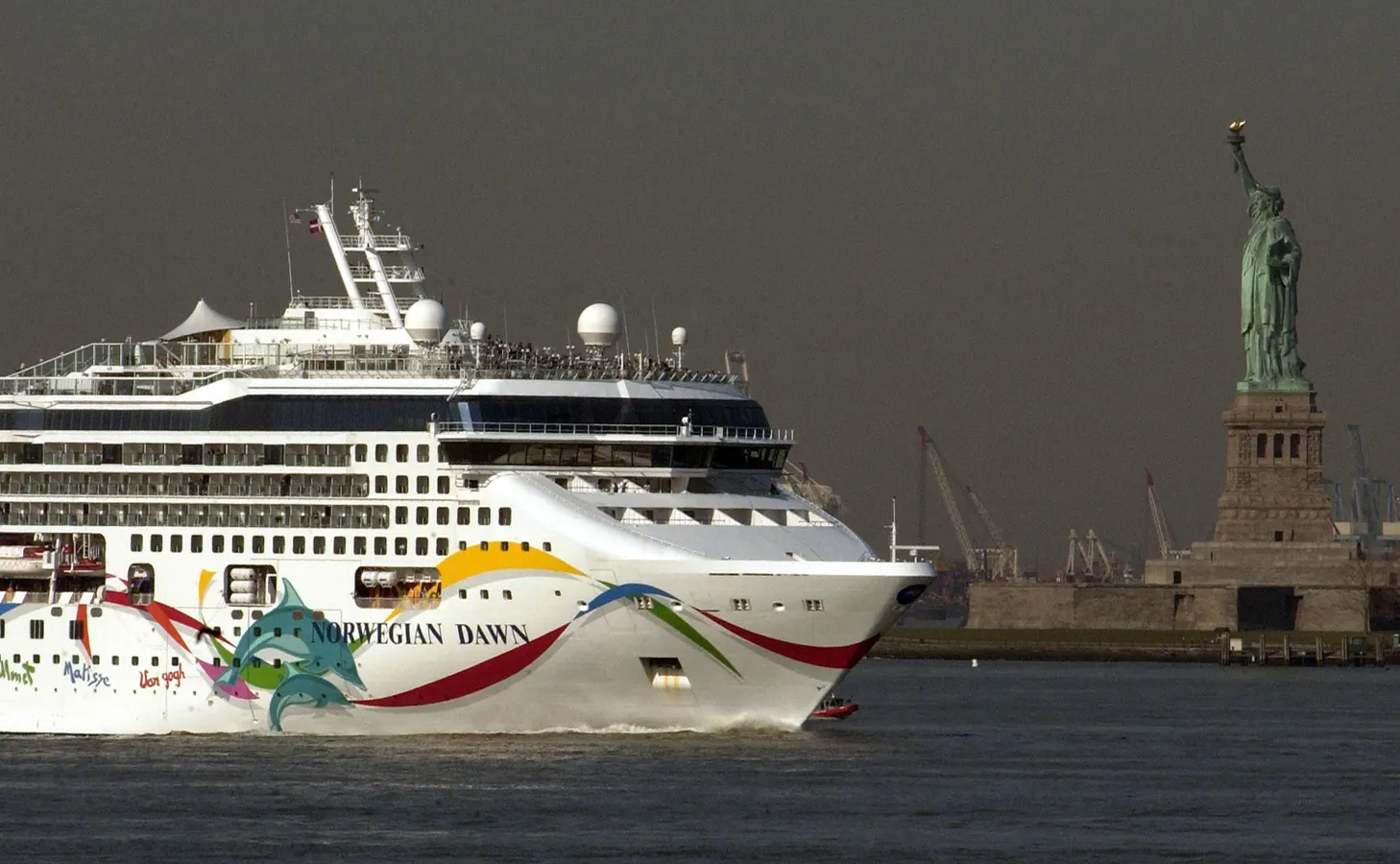 Norwegian Cruise Line Stock Drops 15% On Earnings - Buy Or Wait?