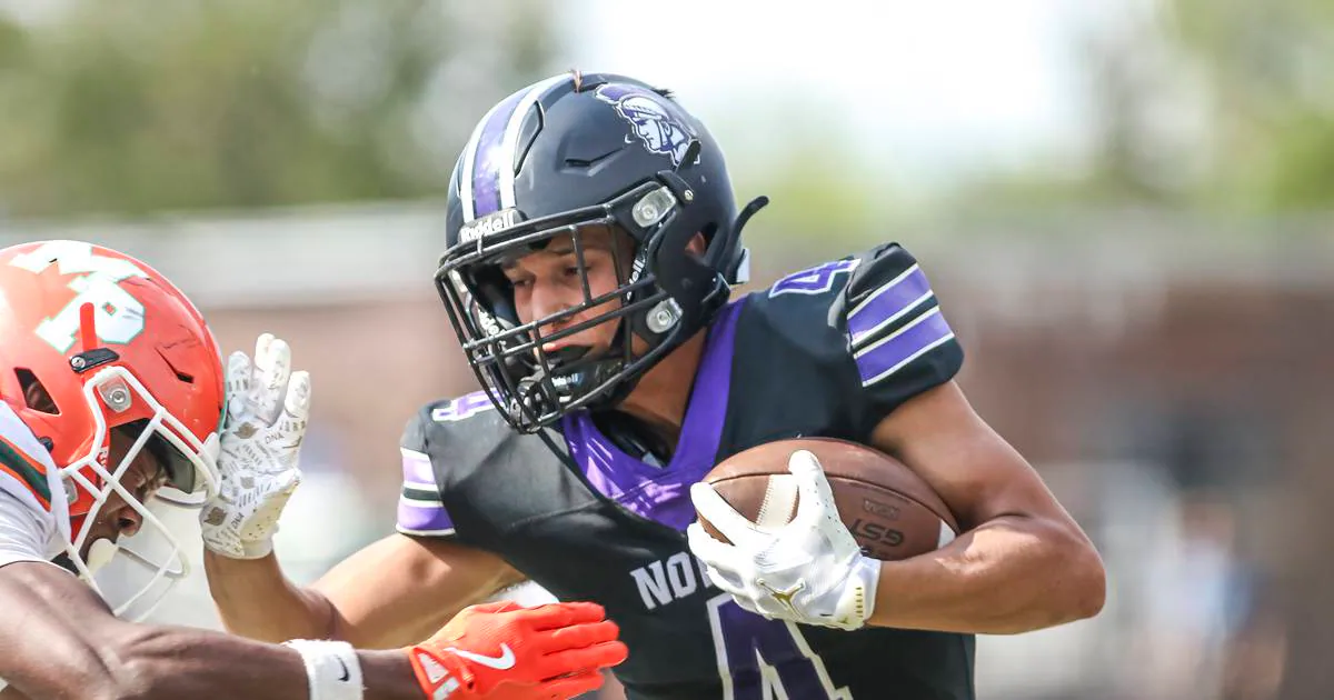 Suburban Life football notebook: Caden Chiarelli follows in family footsteps as Downers North two-way standout