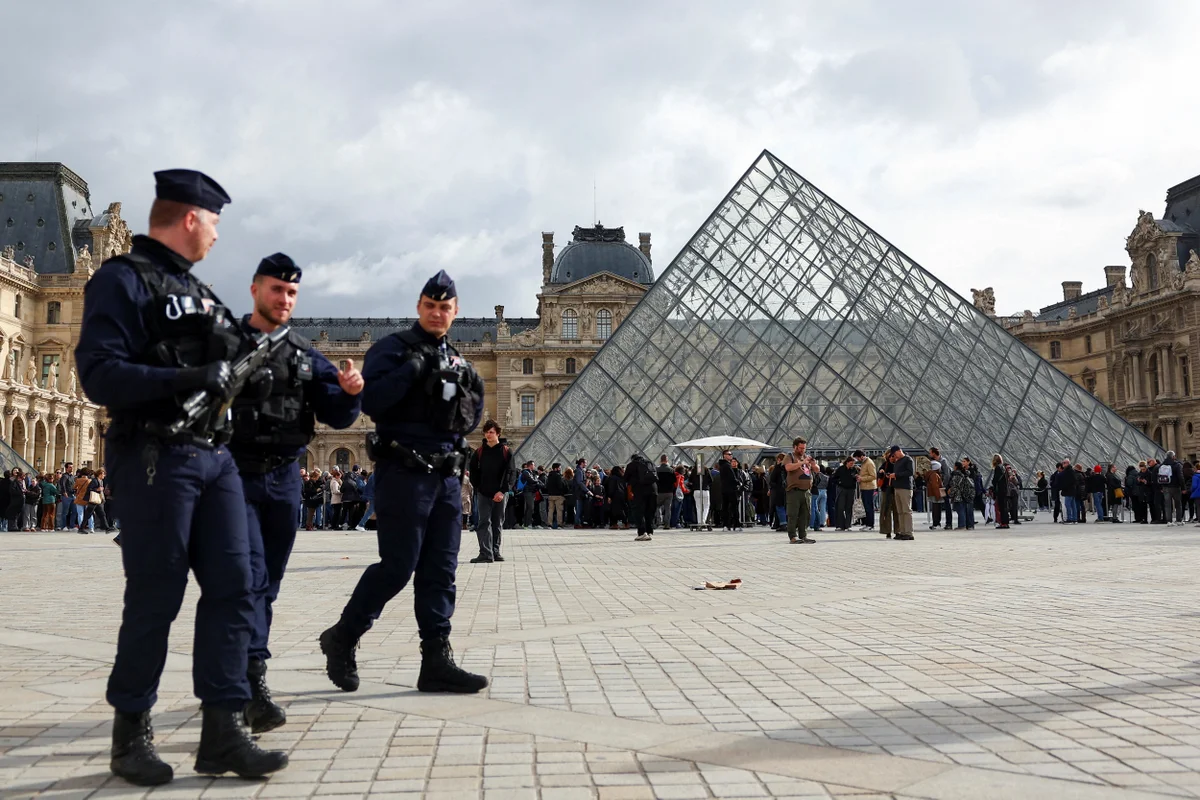 Revealed: The shockingly weak password for the Louvre’s security system during heist