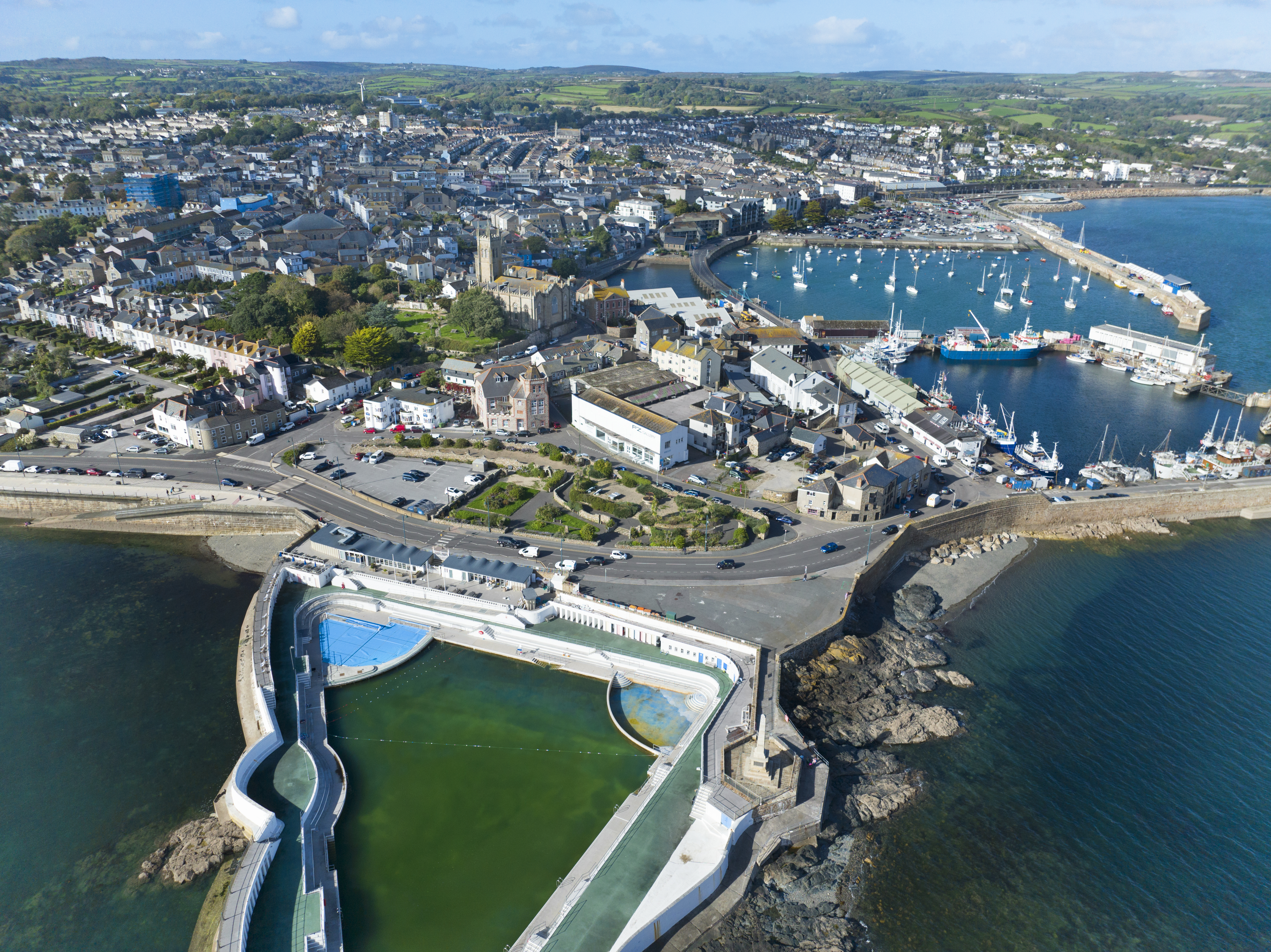 £1 seaside flat for sale could earn its new owner £32,000 a year