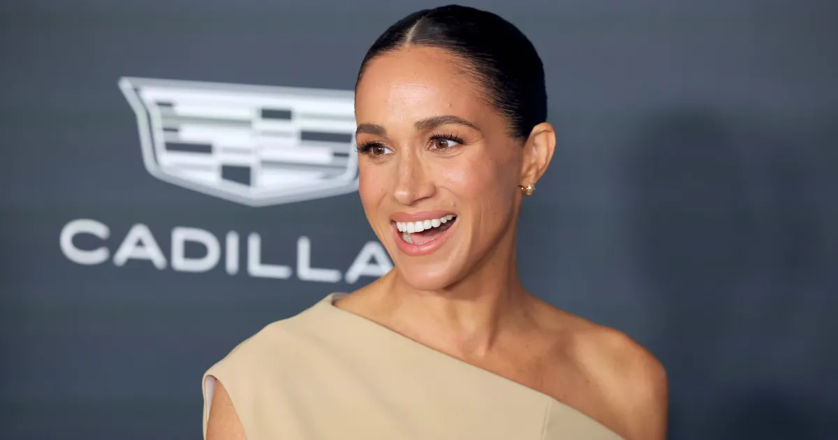 Love Meghan Markle’s $1,480 Plum Sweater? Steal It for Just $38