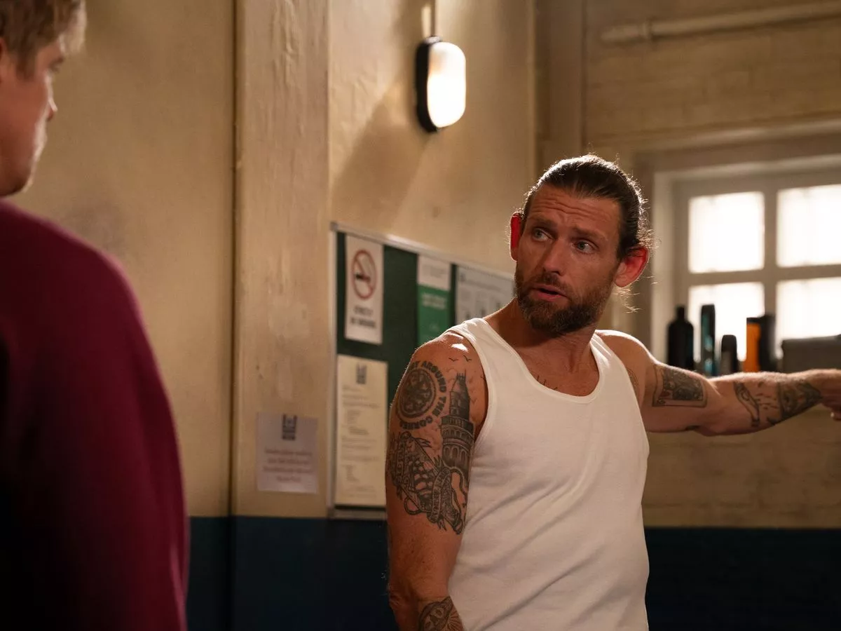 Emmerdale Kev Townsend's 'devious' plan for Robert Sugden 'revealed' by fans