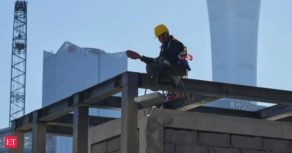 China's October factory activity expansion slows, private PMI shows