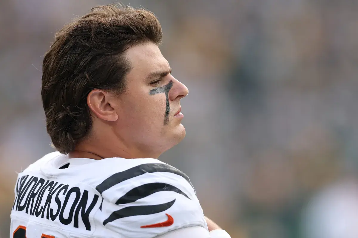 Bengals Locker Room Believed to be 'Teetering' Amid Trey Hendrickson News