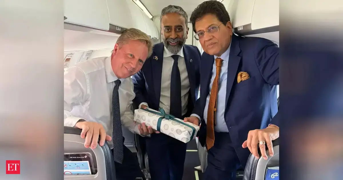 Piyush Goyal discusses expanding opportunities in Indian aviation sector with Air New Zealand CEO