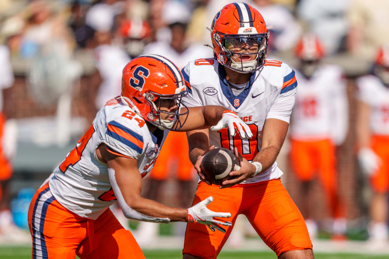 Syracuse vs. Miami: Early look at odds, college football picks, best bet for Saturday