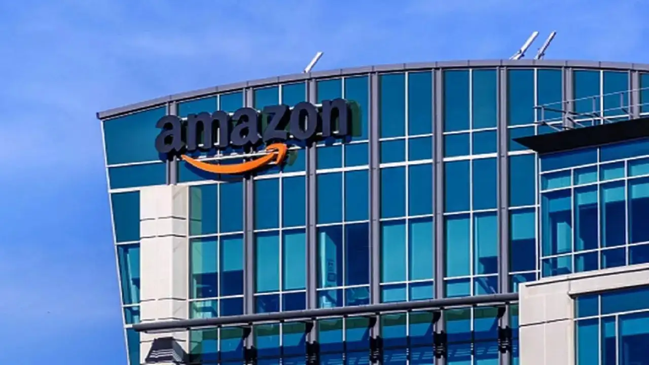 Amazon Informs Employees About Layoffs Via Two Early-Morning Texts; Here's What It Said