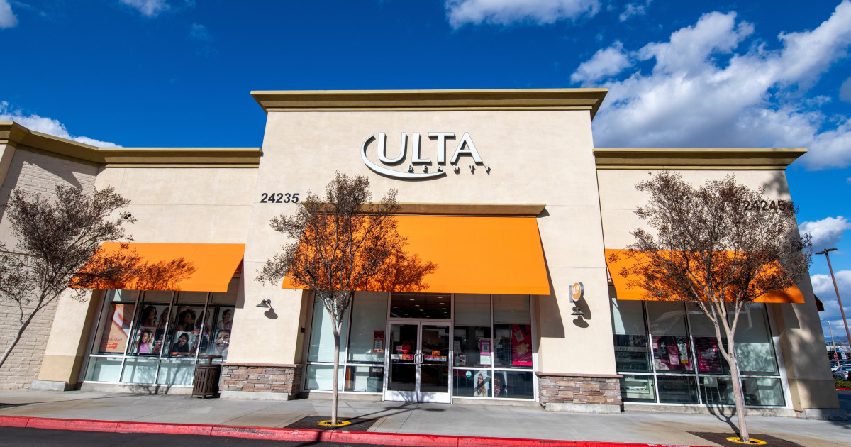 Ulta Is Selling a Face Oil That's a Godsend for Mature Skin