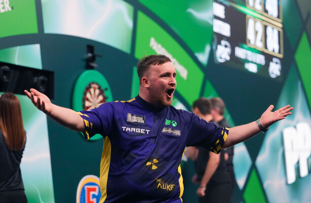 Luke Littler left ‘shaking with nerves’ after photographer chase on motorway