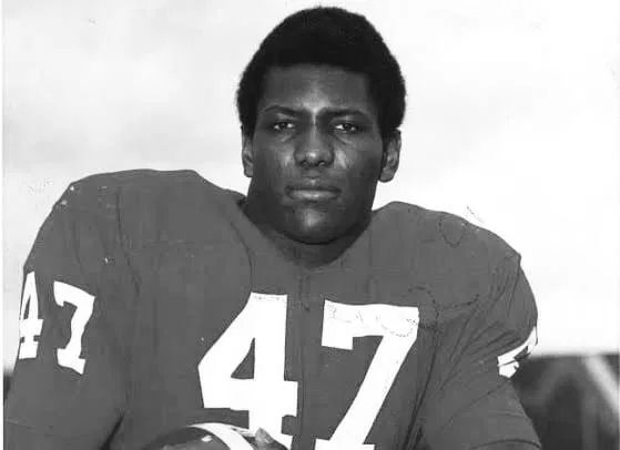 “RIP”: Prayers Pour In As Alabama Football Legend Dies Receiving Hospice Care