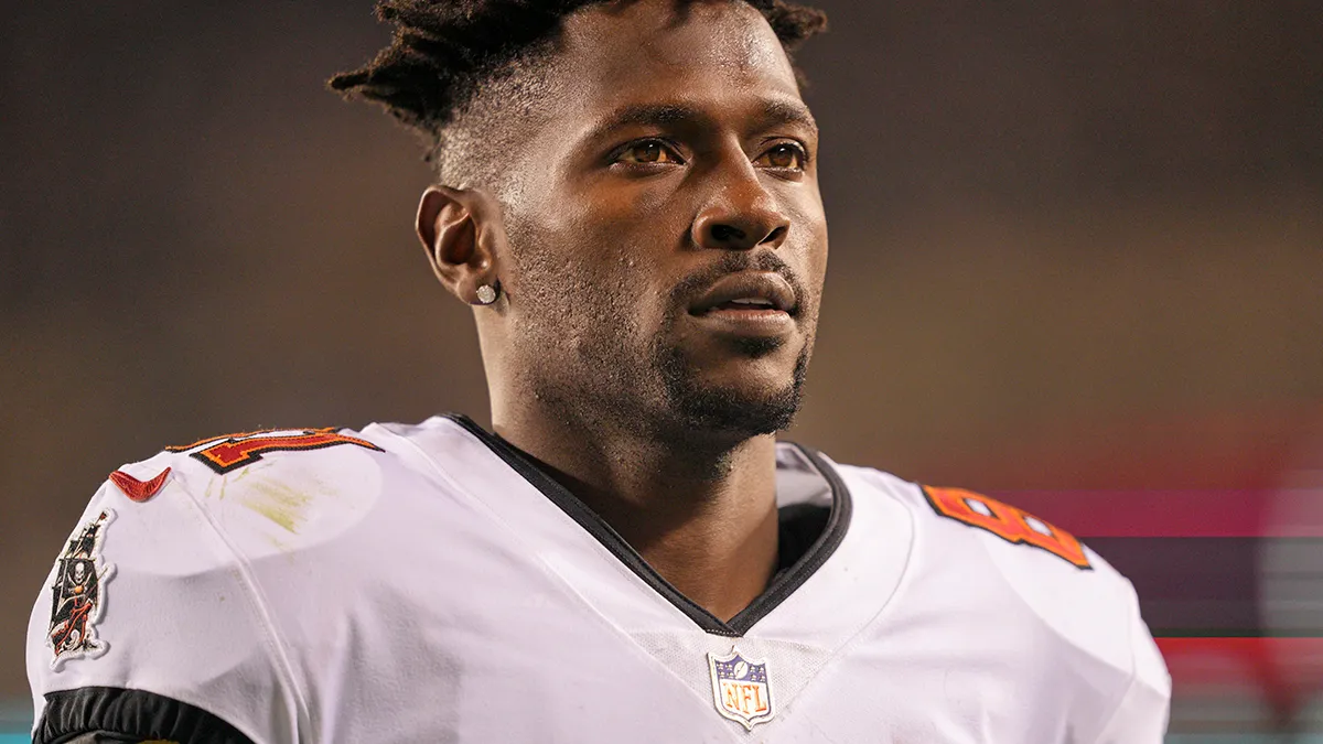 Antonio Brown in custody, months after allegedly shooting into Miami crowd