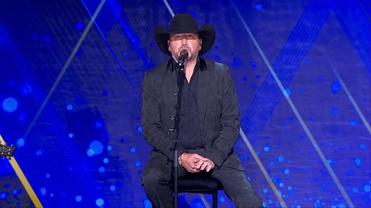 Jason Aldean delivers powerful performance at FOX Nation Patriot Awards after emotional tribute