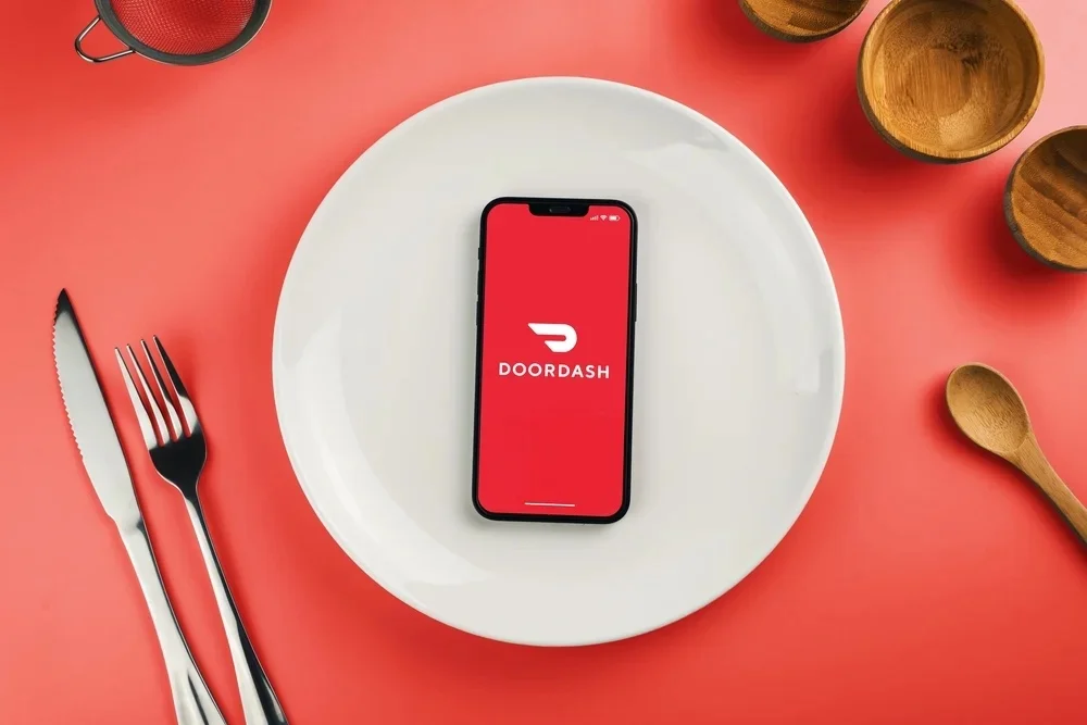 DoorDash Posts Mixed Q3, Plans To Spend Big In 2026