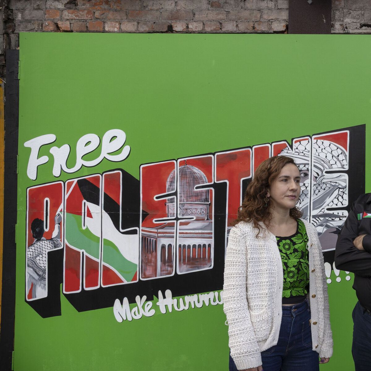 Izz Cafe unveils mural in memory of Palestinian girl Hind