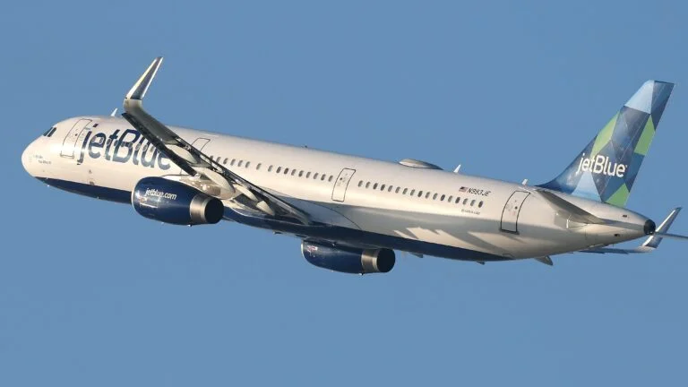 USA Today readers really like JetBlue. Here's why.