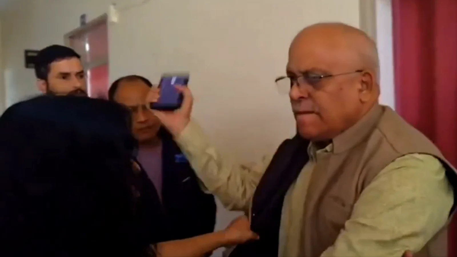 ‘Hum Press Se Hai’: Woman Shouts As Primary Education Director Snatches Phone, Assaults Her In Uttarakhand | Shocking Video