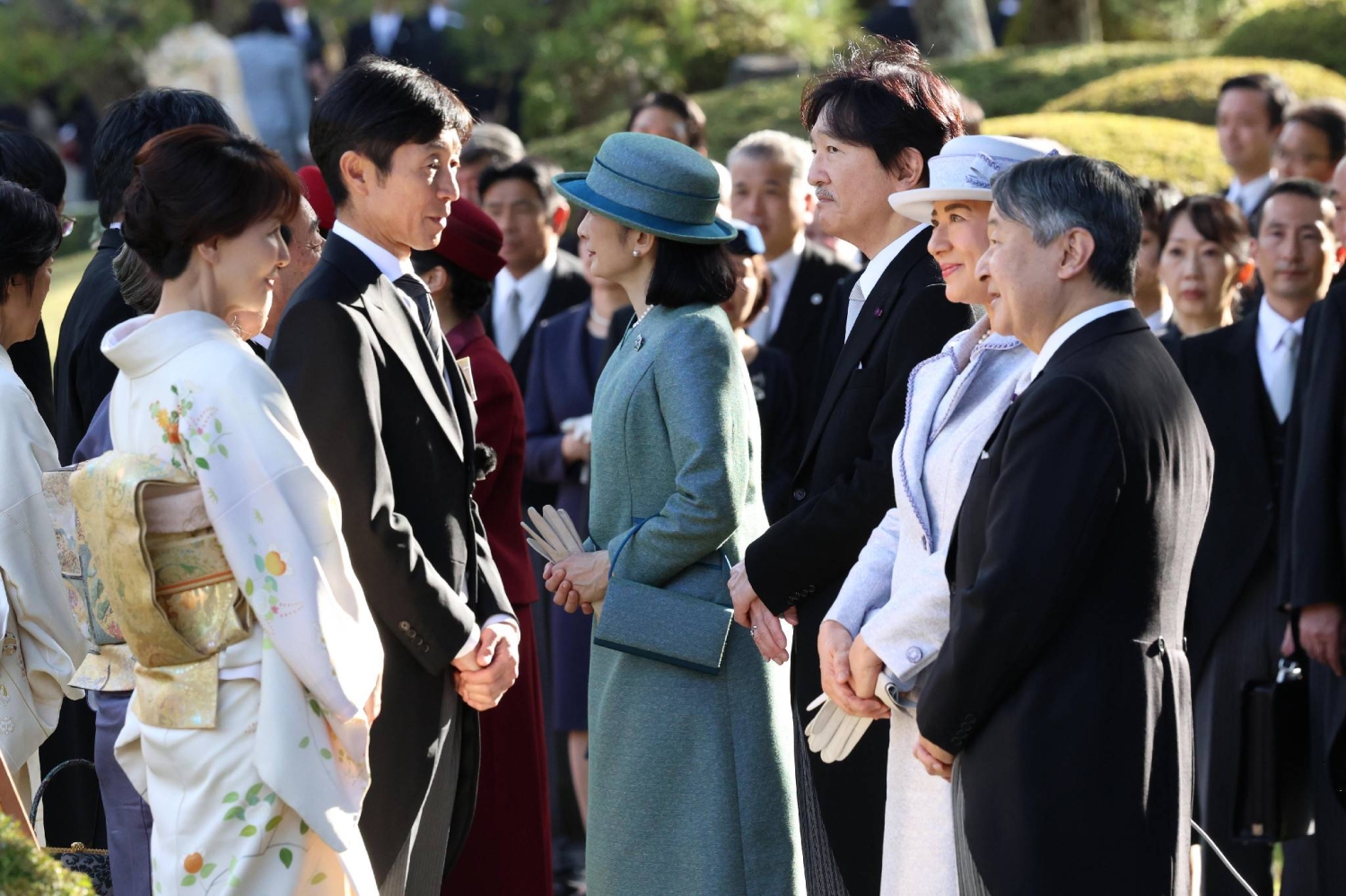 Japan's imperial couple hosts autumn garden party