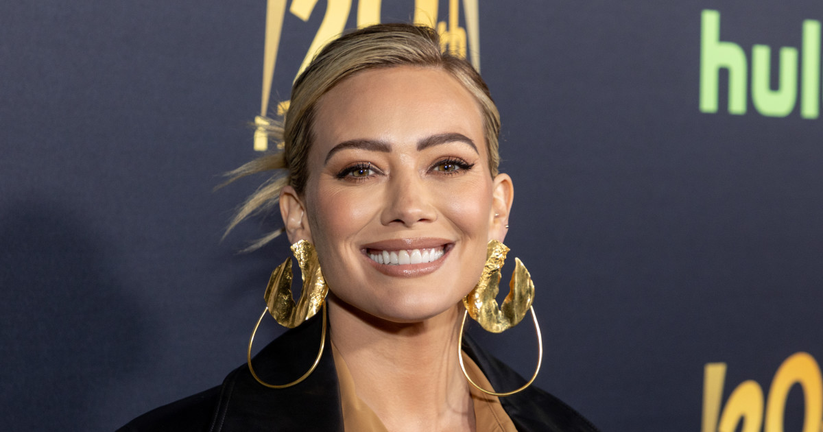 Hilary Duff Reveals Why She Wasn't Allowed to Sing 'What Dreams Are Made Of'