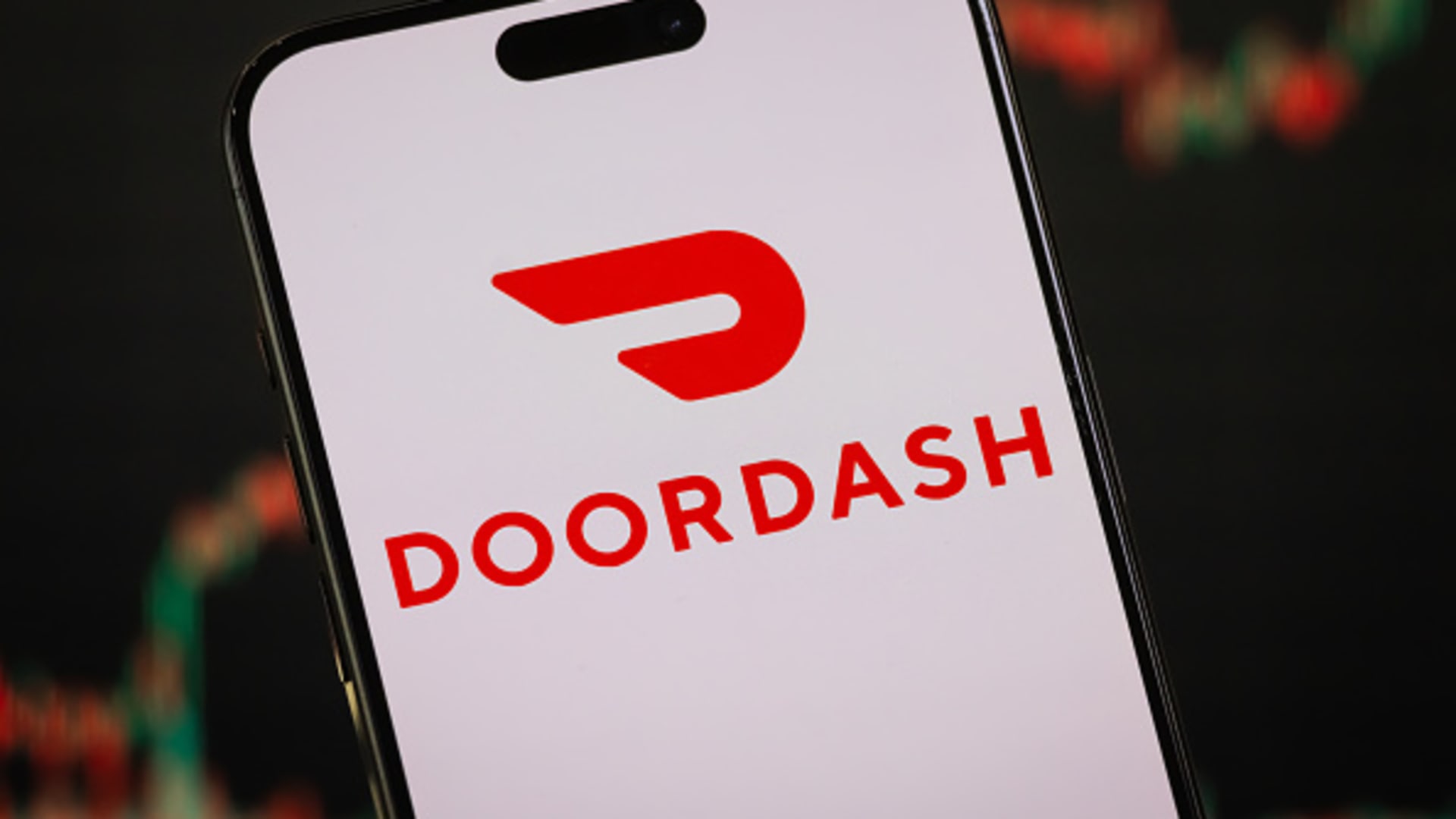 Doordash stock drops 15%, heads for worst day ever on spending fears