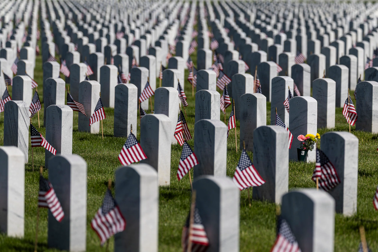 Government shutdown a factor in decision to cancel Veterans Day ceremony at Great Lakes National Cemetery