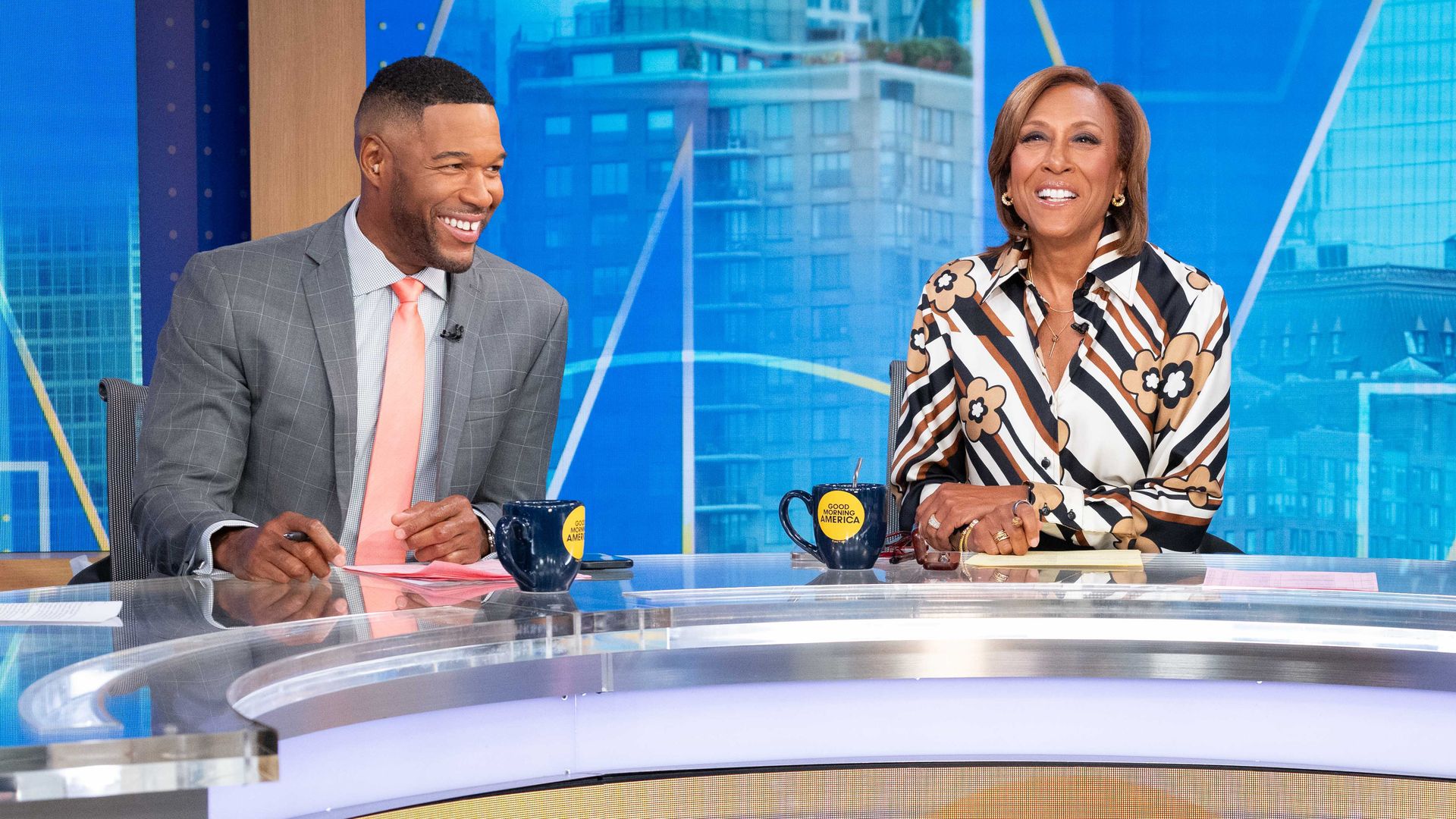 GMA's Michael Strahan pokes fun at Robin Roberts after paycheck reveal
