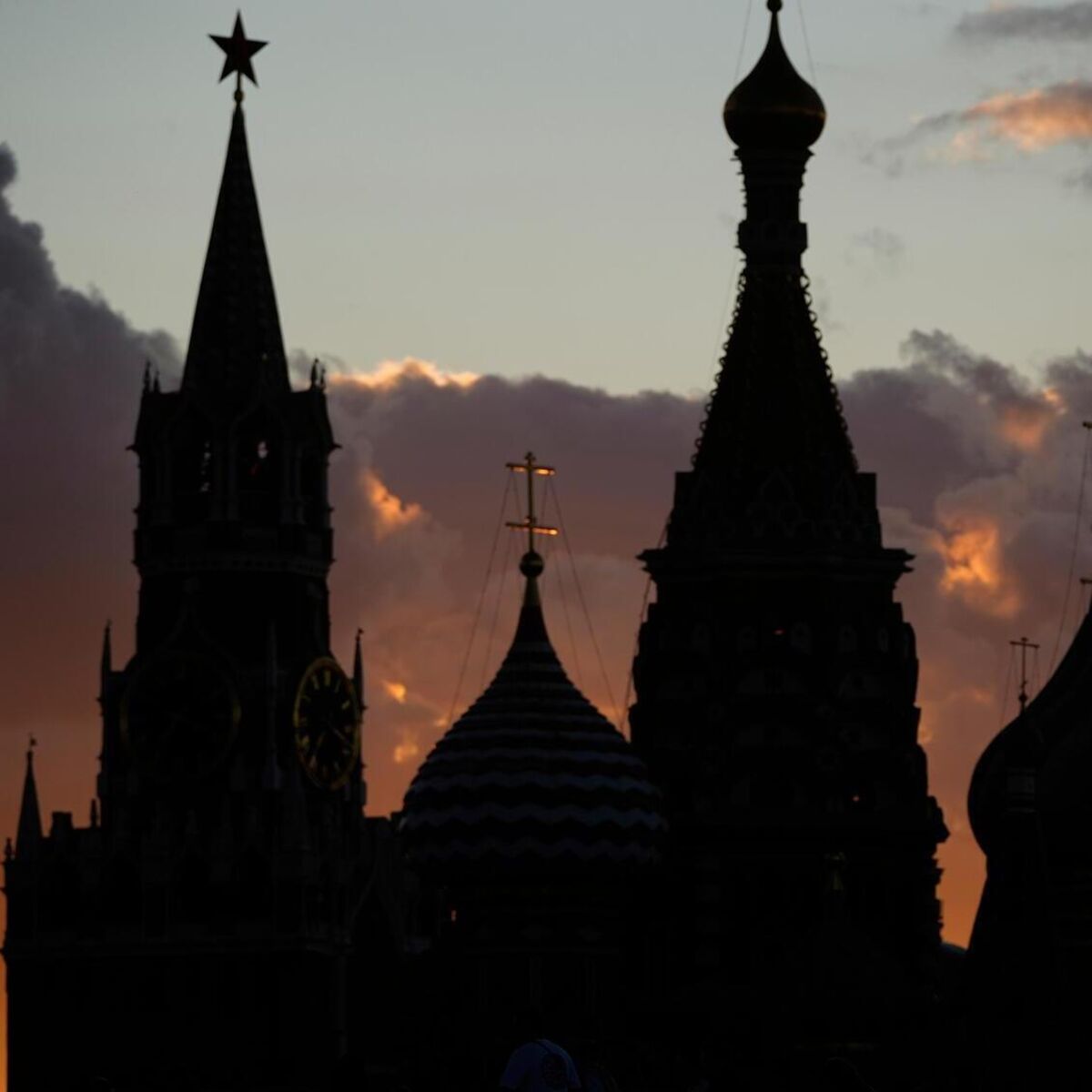 Ukraine targets Moscow with drones for third straight night, Russia says