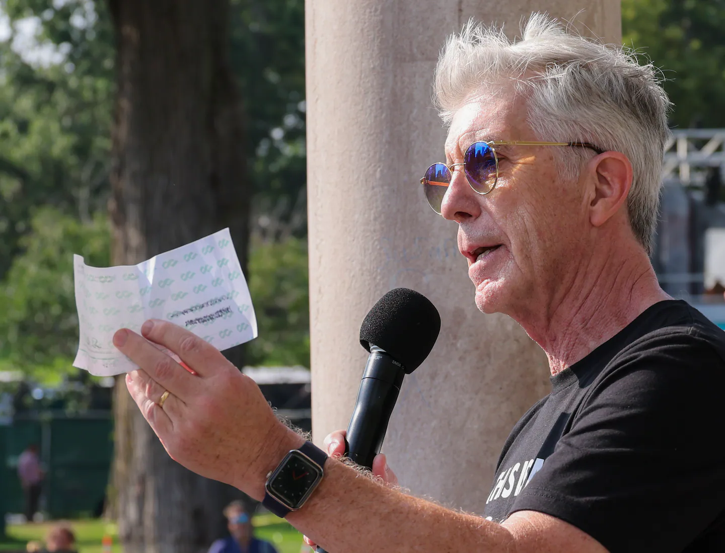 Tom Bergeron 'DWTS' return confirmed for 20th anniversary episode